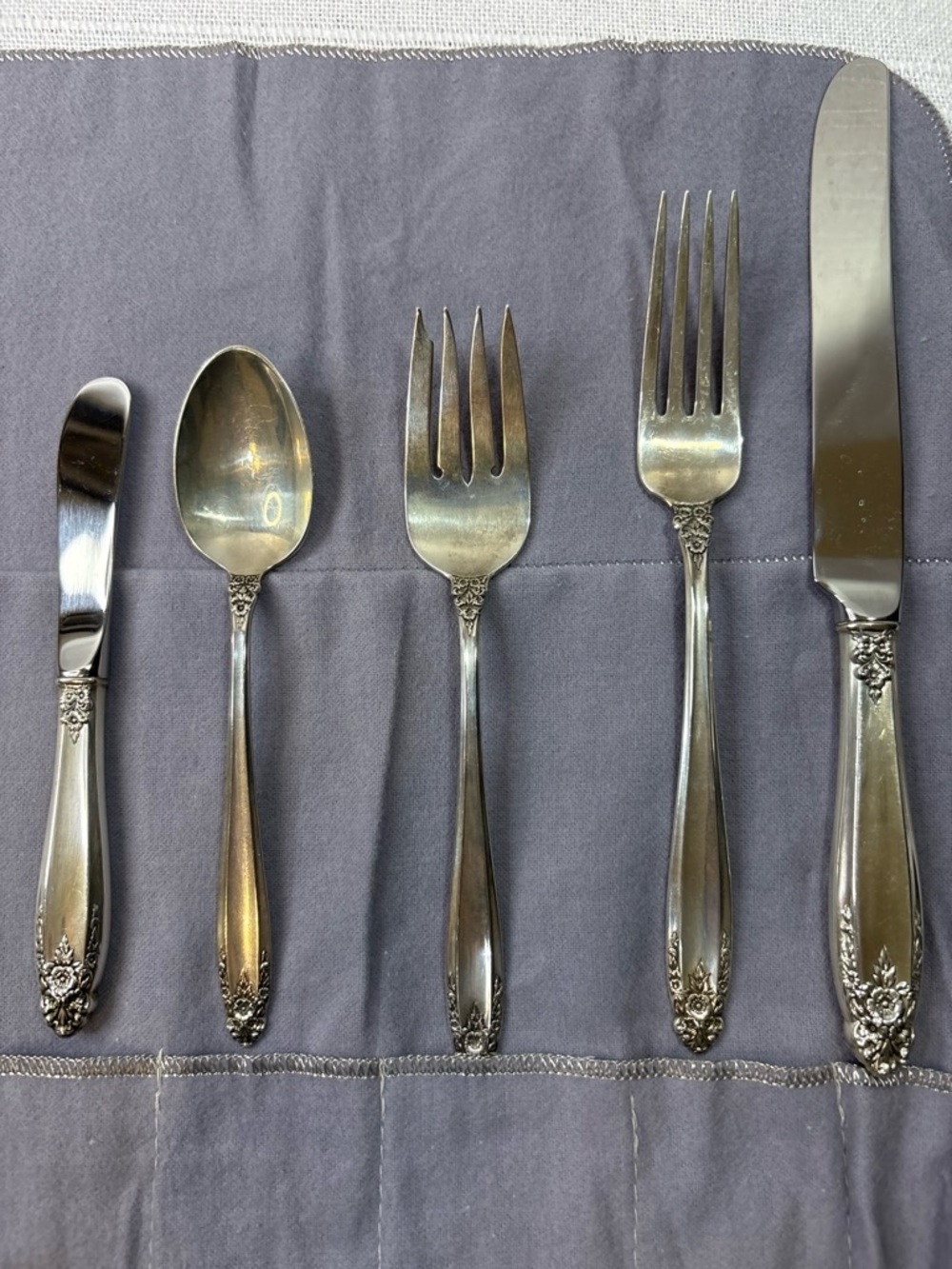 International Sterling Prelude Flatware Set 5 Piece Fine Silver see details